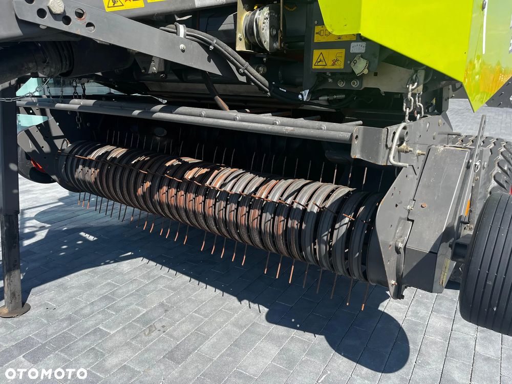 Claas VARIANT 350 - 11