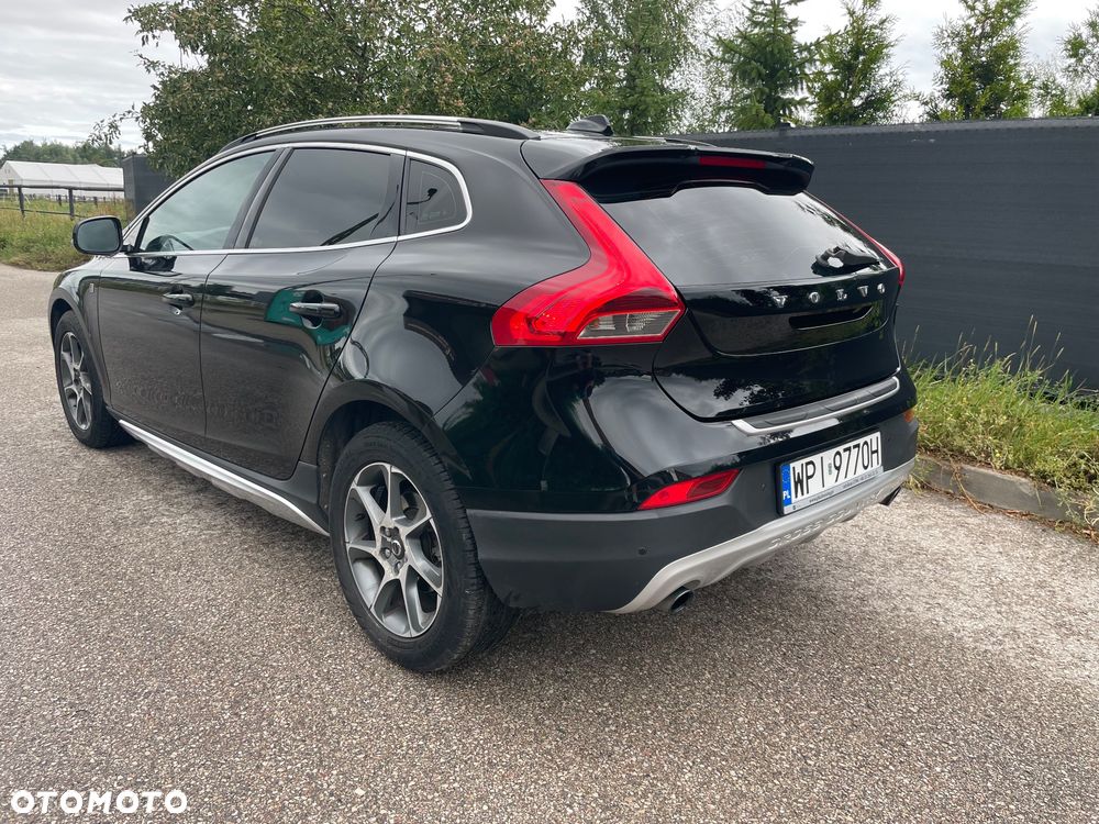Volvo V40 D3 Drive-E Ocean Race - 5