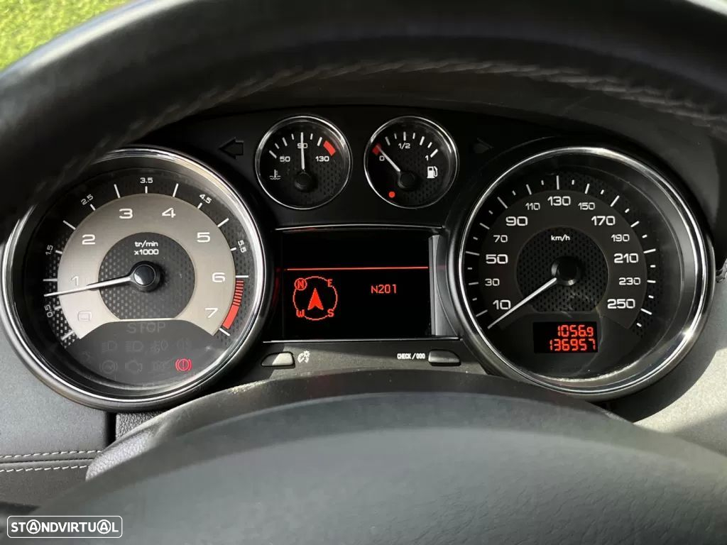 Peugeot RCZ 1.6 THP - 23