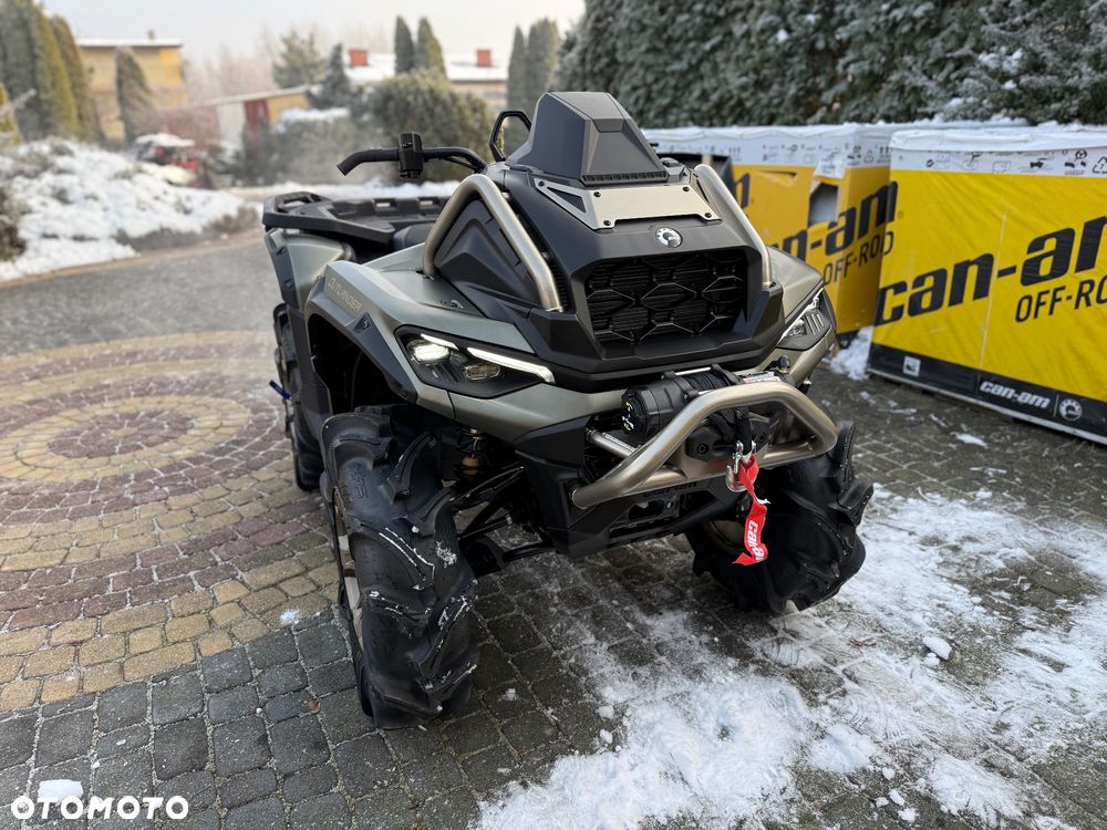 Can-Am Outlander - 4