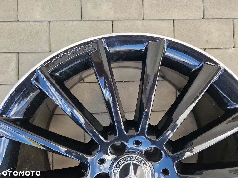 FELGA MERCEDES  C-KLASA W205 8,5Jx19H2, ET52, 5x112 - NOWA ORYGINALNA AMG - 2