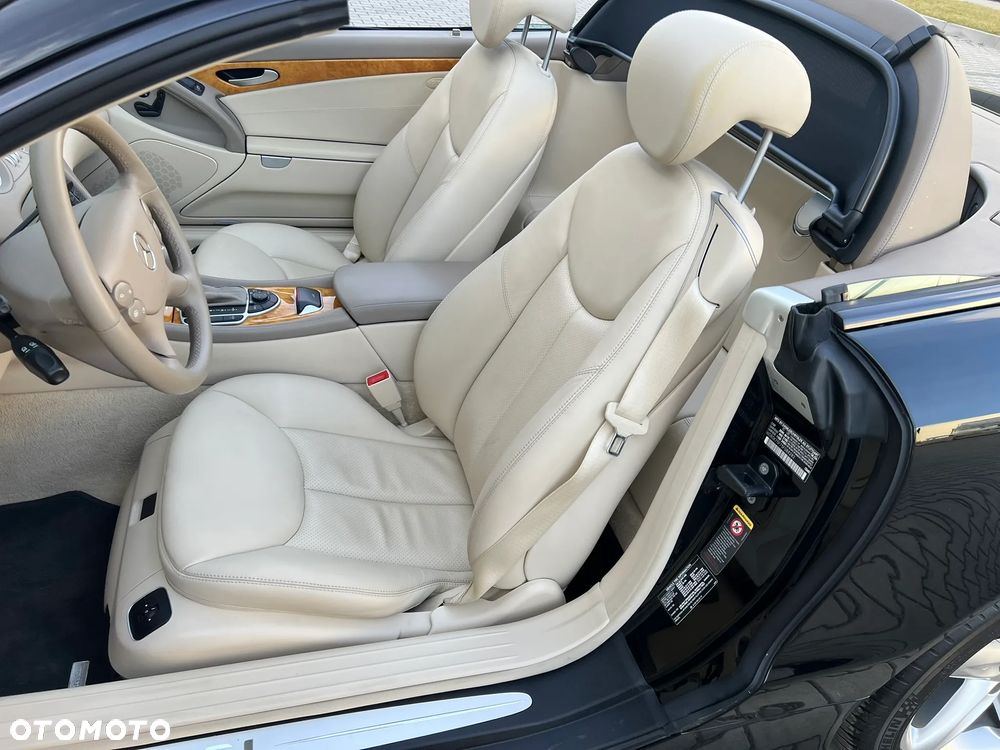 Mercedes-Benz SL 500 7G-TRONIC - 12