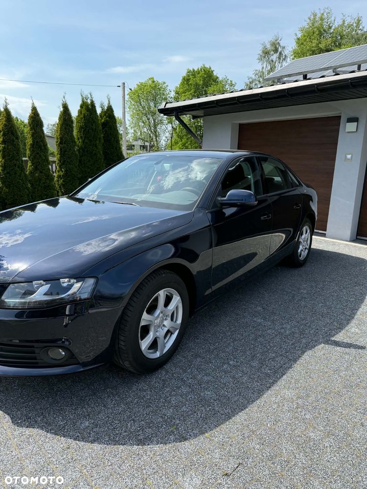 Audi A4 Limousine - 7