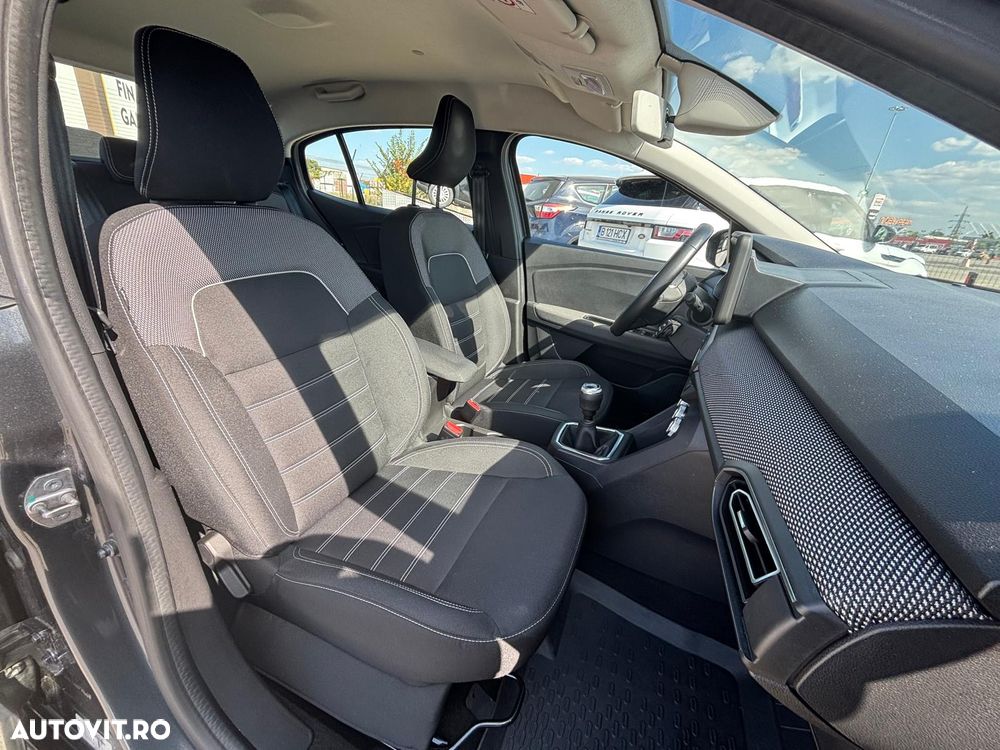 Dacia Logan TCe 90 MT6 Prestige+ - 10