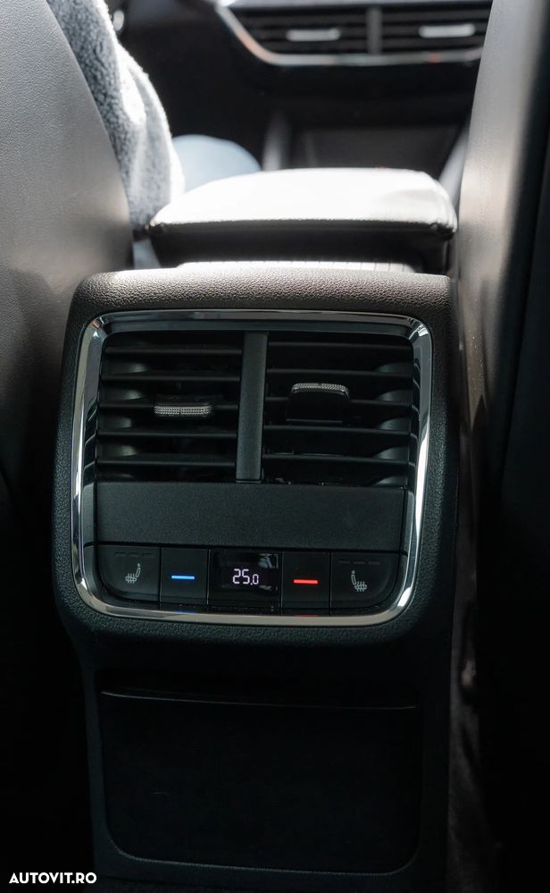 Skoda Octavia 2.0 TDI DSG Ambition - 18
