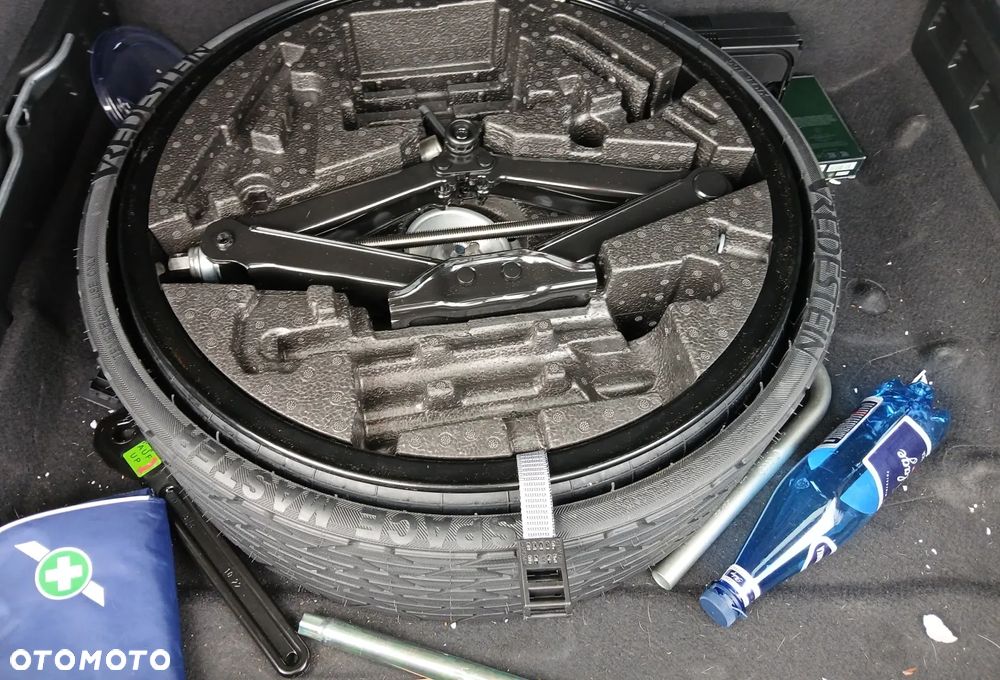 Volkswagen Touareg 3.0 V6 TDI 4Motion - 8