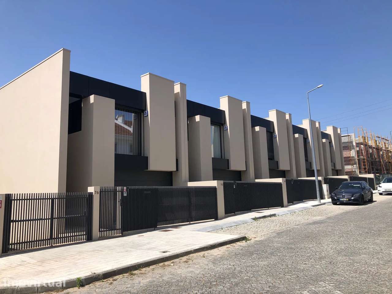 Moradia - 3 Frentes - Em construção - S. Pedro da Cova - Grande imagem: 3/19