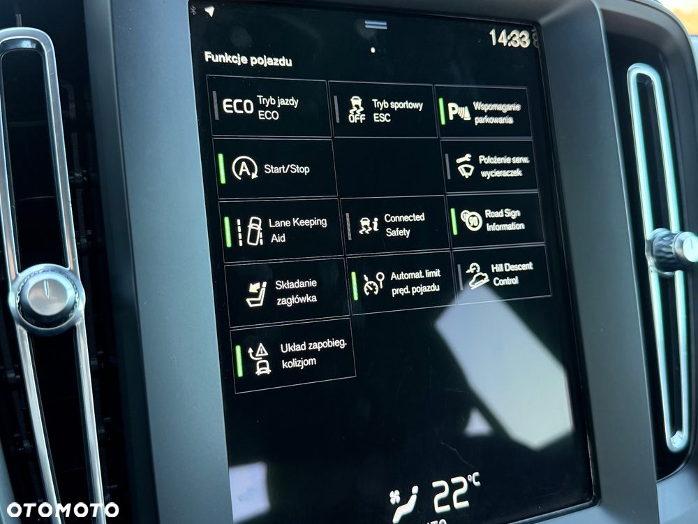 Volvo XC 40 T2 Momentum Core - 8