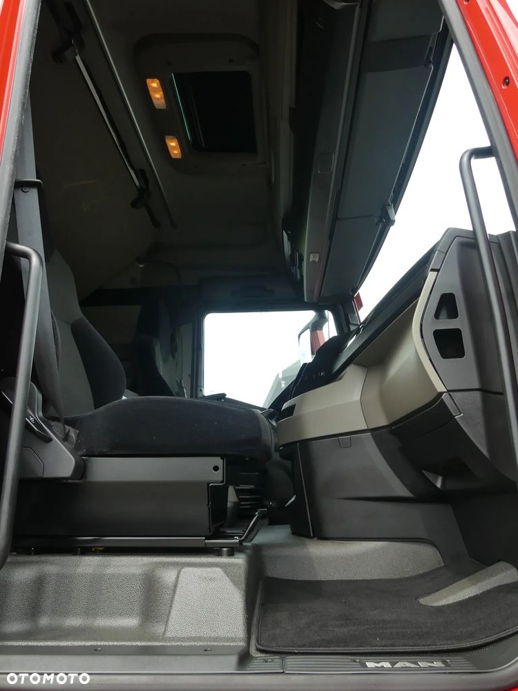 MAN TGX 18.510 / PEŁNY ADR / RETARDER / KLIMA POSTOJOWA / - 29
