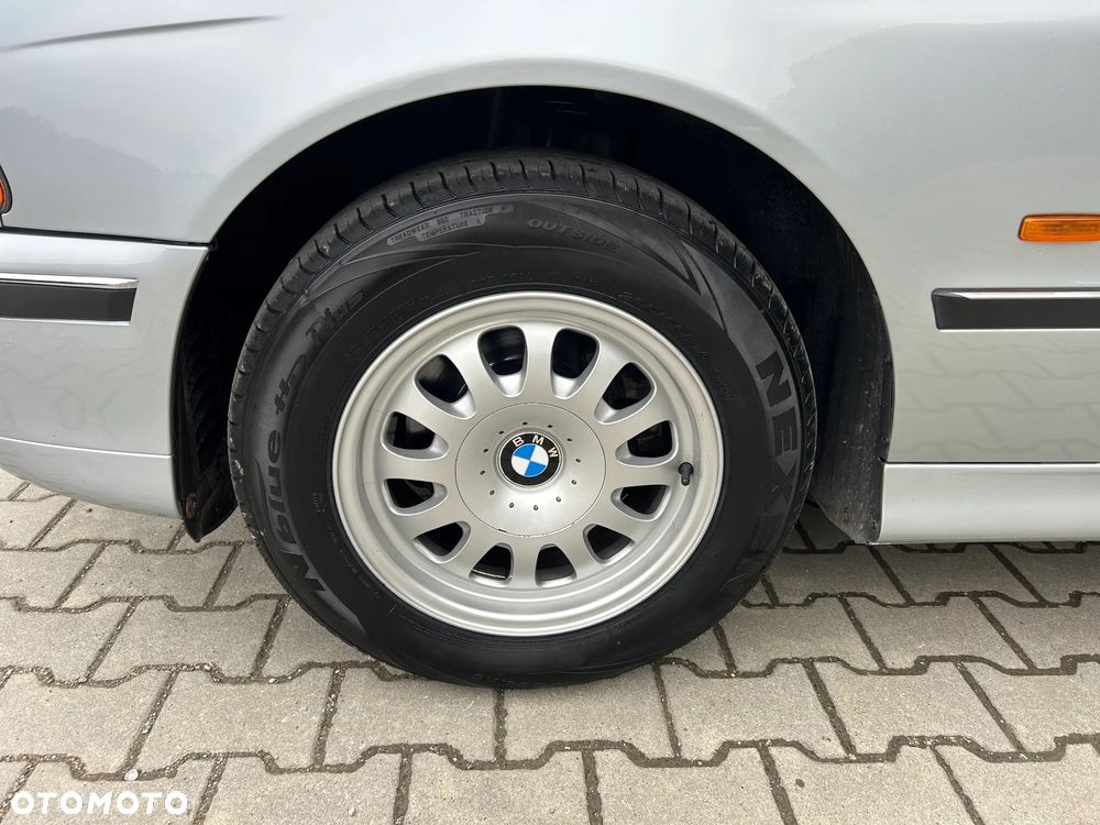 BMW Seria 5 525tds - 37