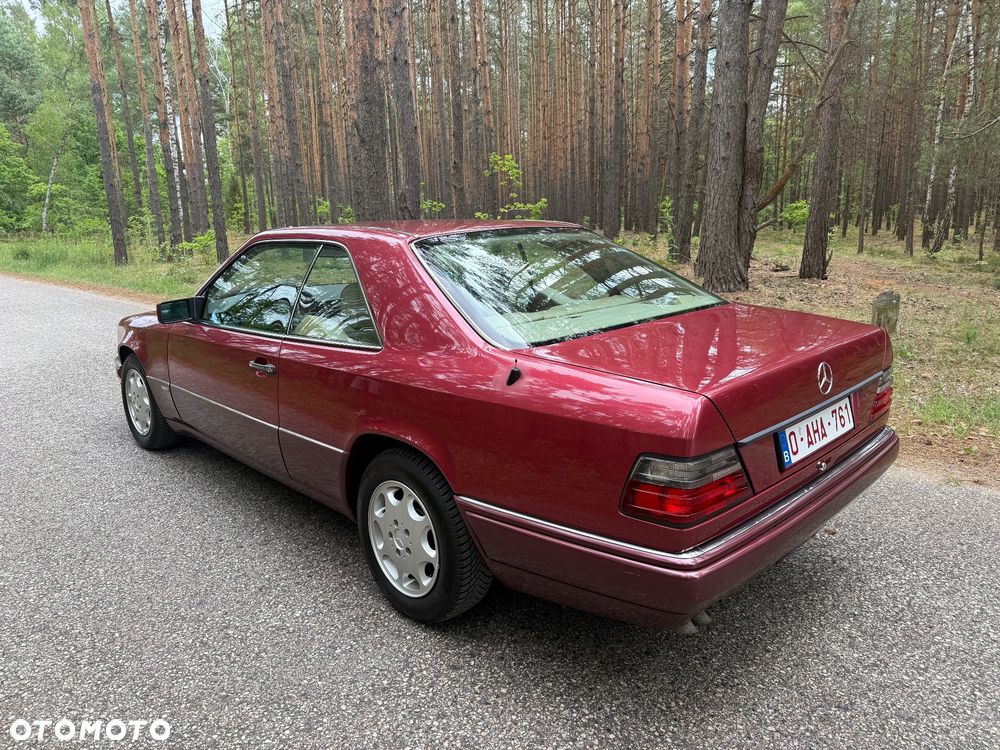 Mercedes-Benz Klasa E - 8