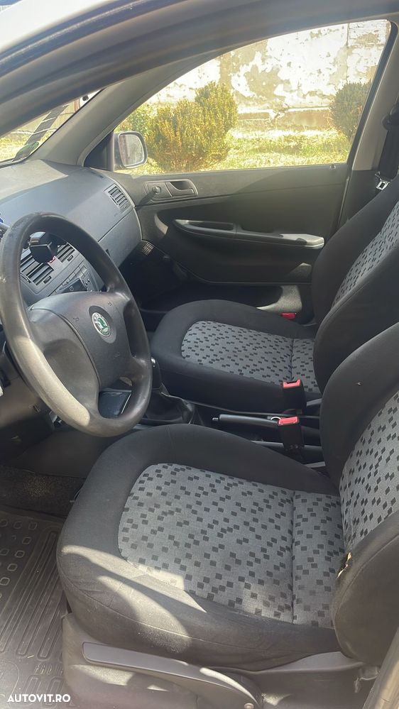 Skoda Fabia - 2