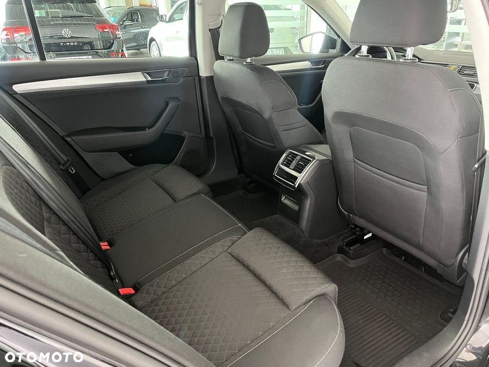 Skoda Superb 1.5 TSI ACT Ambition DSG - 34