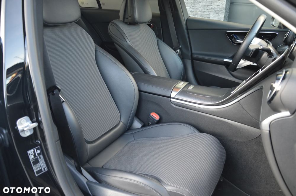 Mercedes-Benz Klasa C 220 d 9G-TRONIC Avantgarde - 19