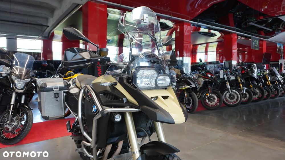 BMW F - 10