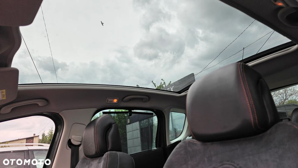 Peugeot 3008 HDi FAP 150 Platinum - 16