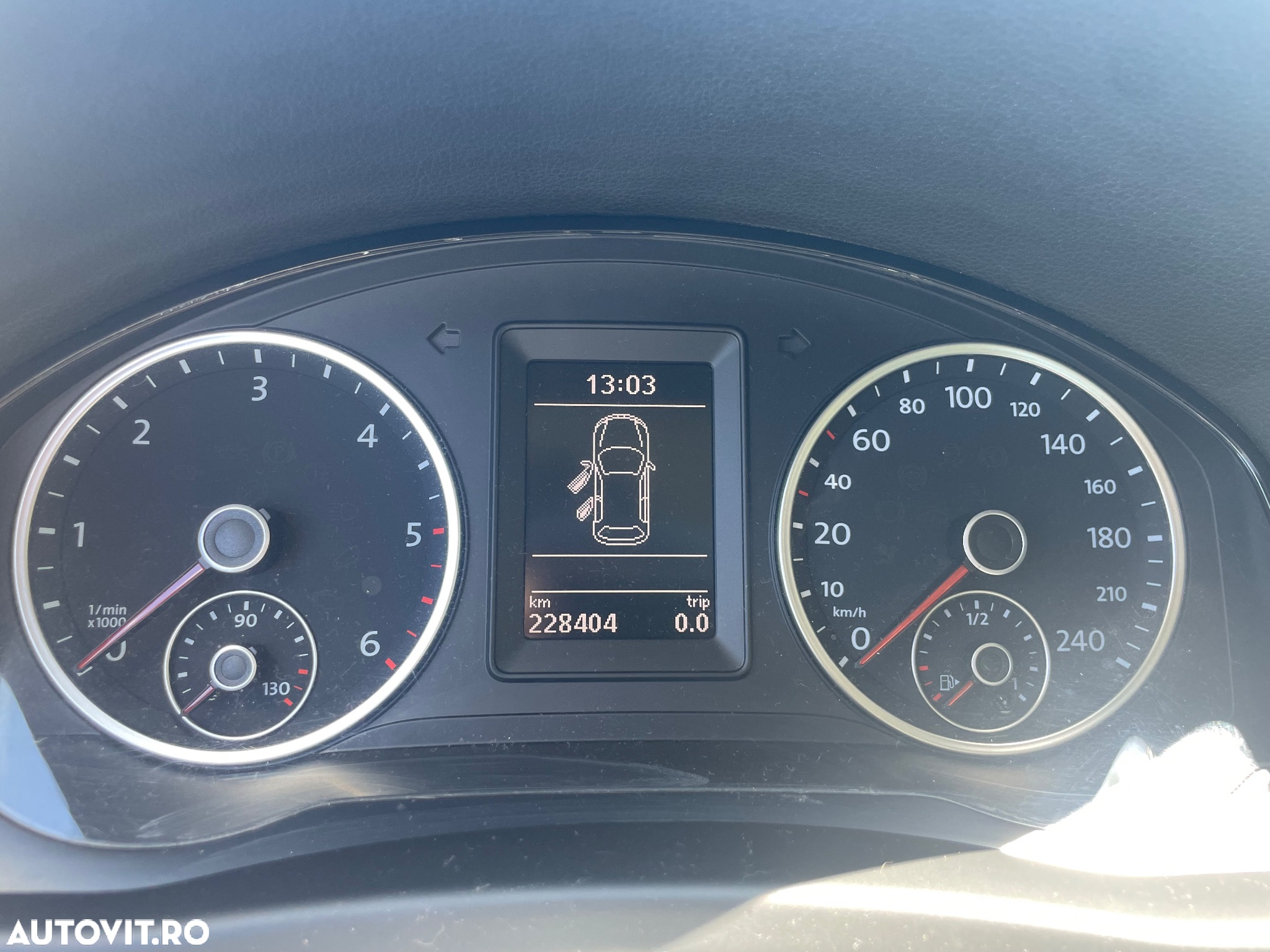 Volkswagen Tiguan 2.0 TDI BMT Trend & Fun - 10