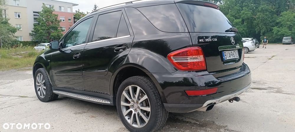 Mercedes-Benz ML - 10
