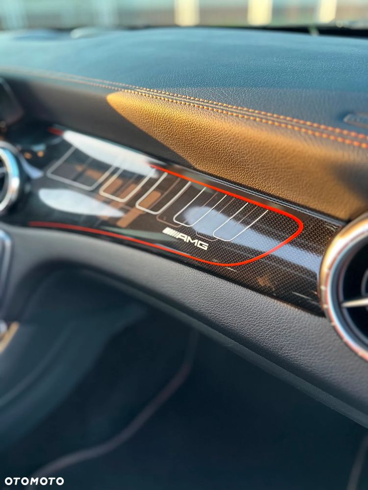 Mercedes-Benz CLA AMG 45 4-Matic - 28