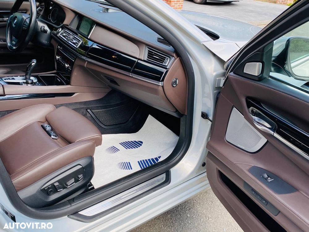 BMW Seria 7 730d xDrive - 4