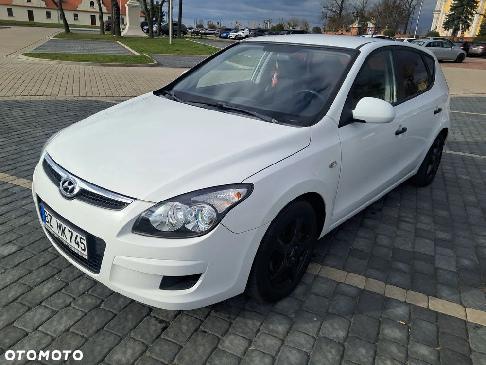 Hyundai i30 1.4 Blue Classic - 1