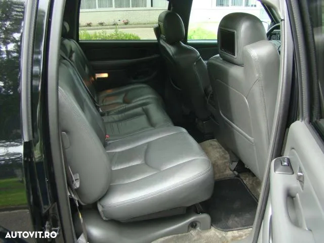 Chevrolet Avalanche - 6