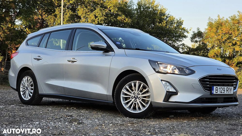 Ford Focus 1.0 EcoBoost Titanium Business - 4