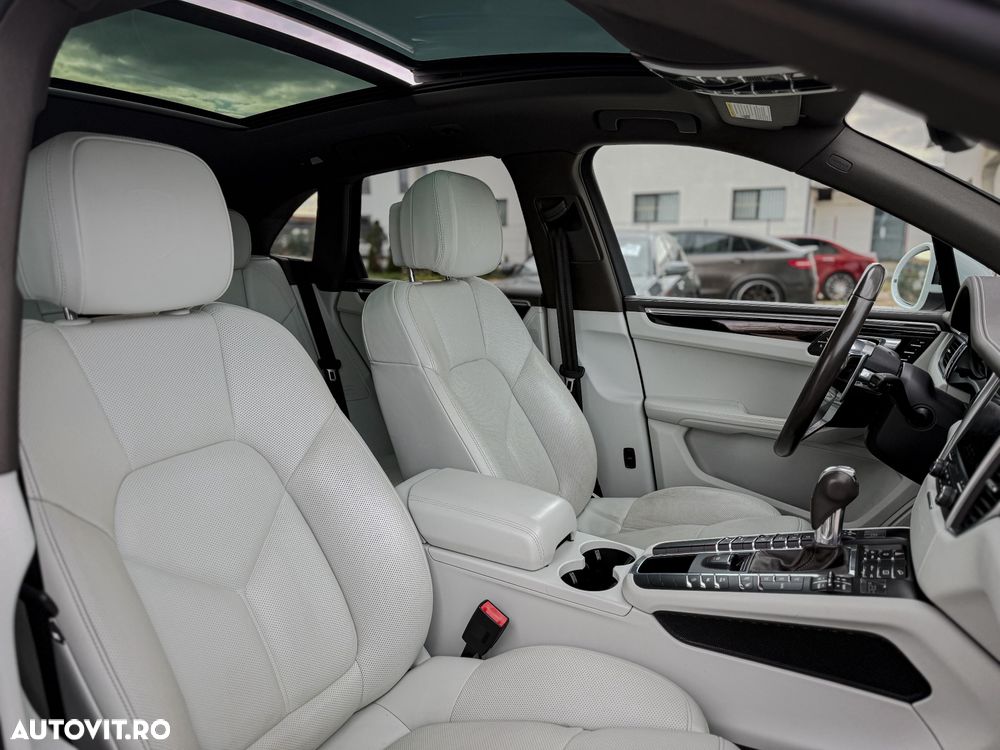Porsche Macan 3.0 PDK S - 22