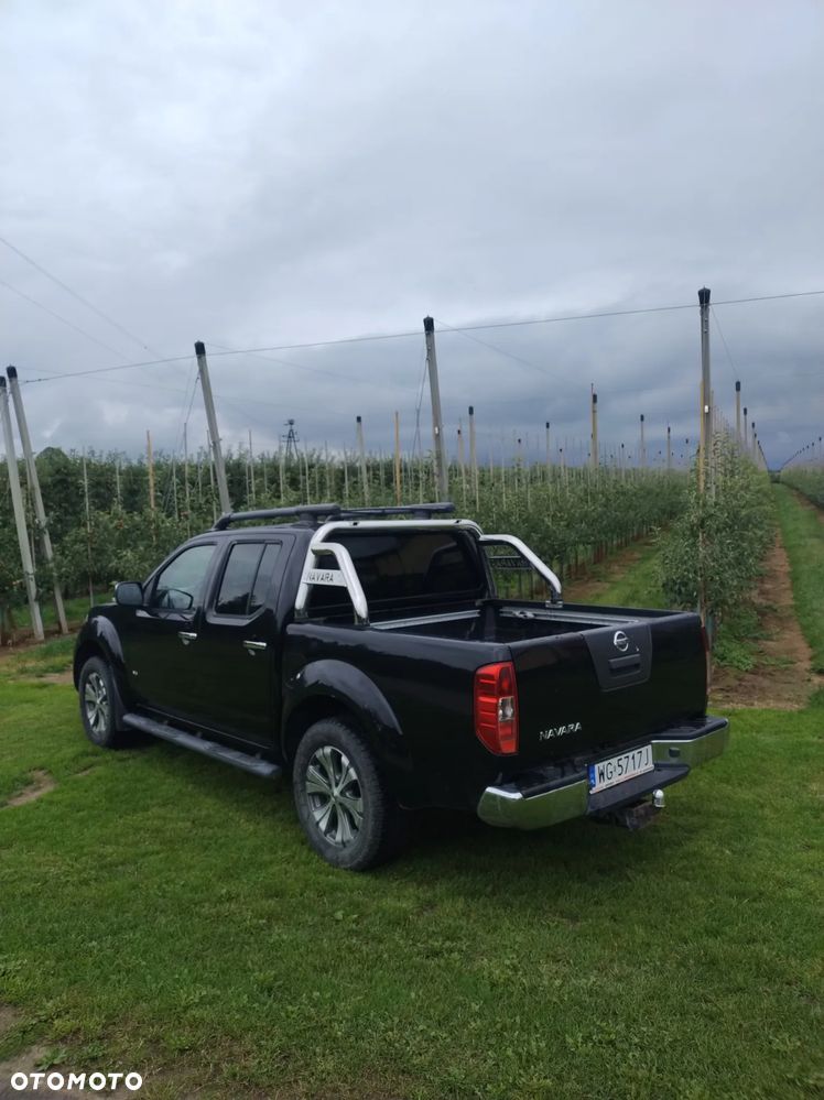 Nissan Navara 3.0 D V6 Platinum Long EU5 - 7