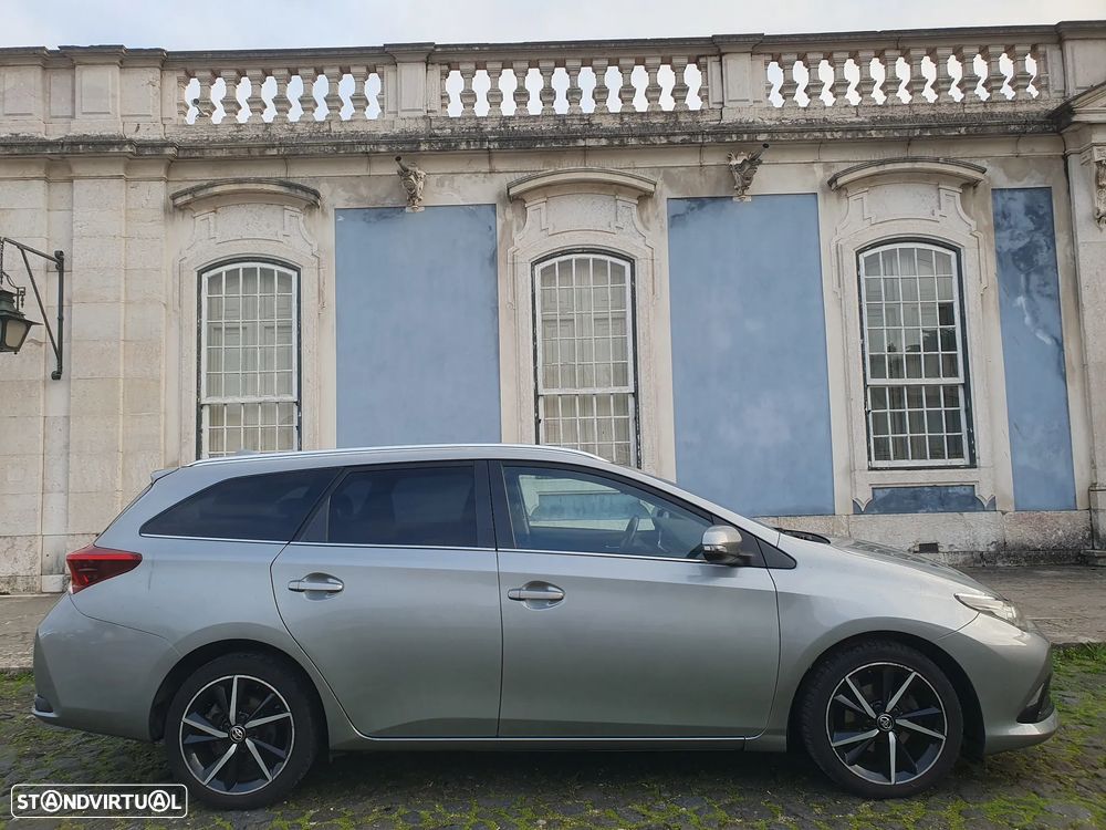 Toyota Auris Touring Sports 1.4 D-4D Comfort+Pack Sport - 5