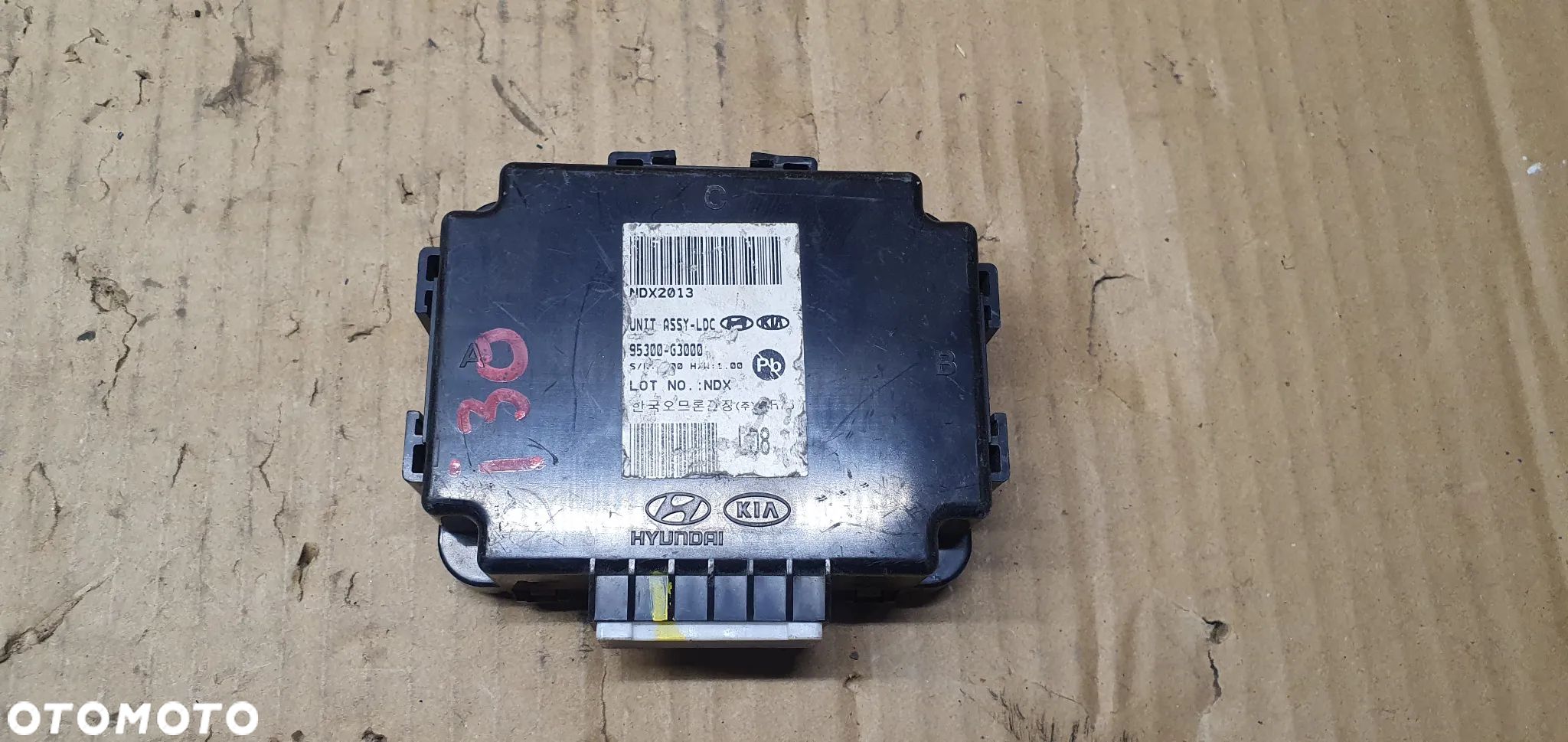 Moduł sterownik ASSY Hyundai I30 III 95300-G3000 - 1