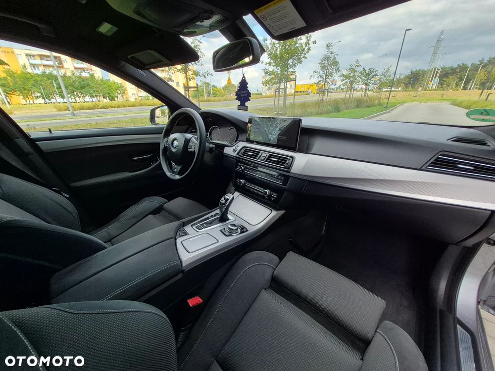 BMW Seria 5 520d Sport-Aut - 22