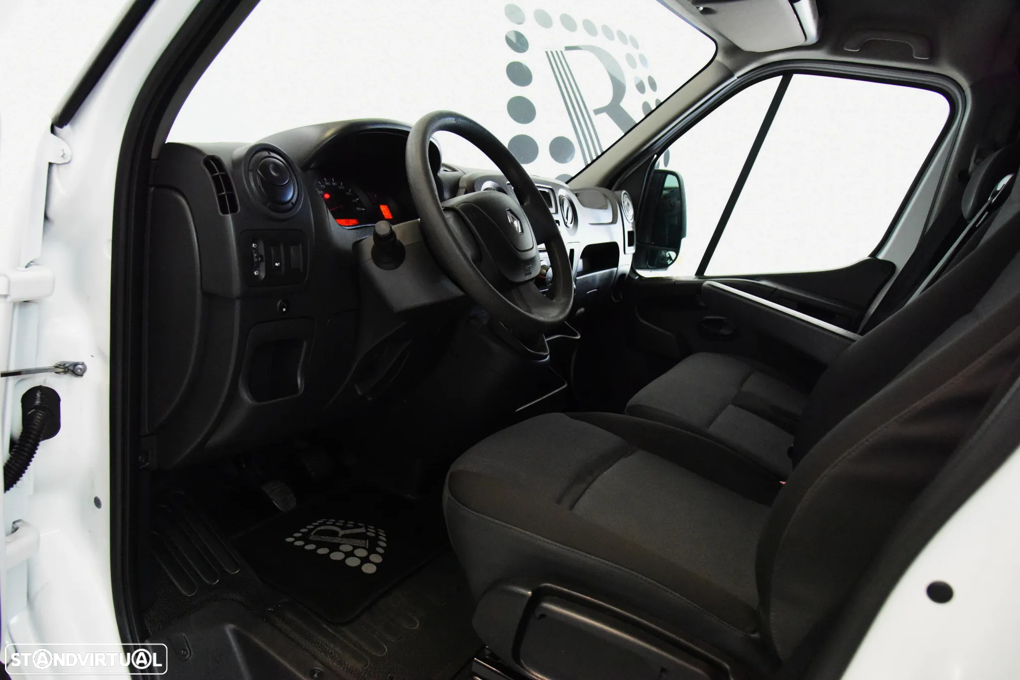 Renault Master 2.3 dCi L2 H2 3.5T IVA DEDUTIVEL - 9