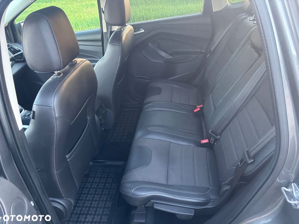 Ford Kuga 2.0 TDCi 4WD Titanium - 23