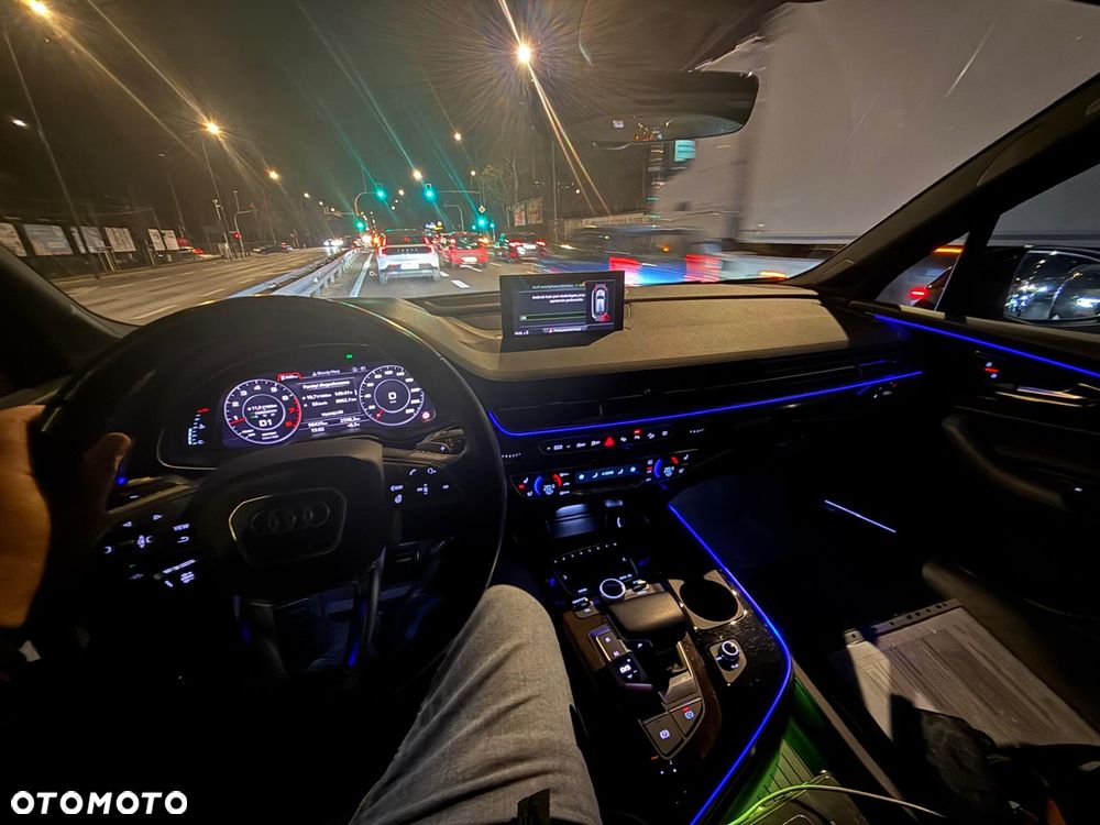 Audi Q7 - 13