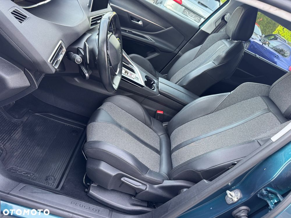 Peugeot 5008 BlueHDi 130 EAT8 Allure - 15