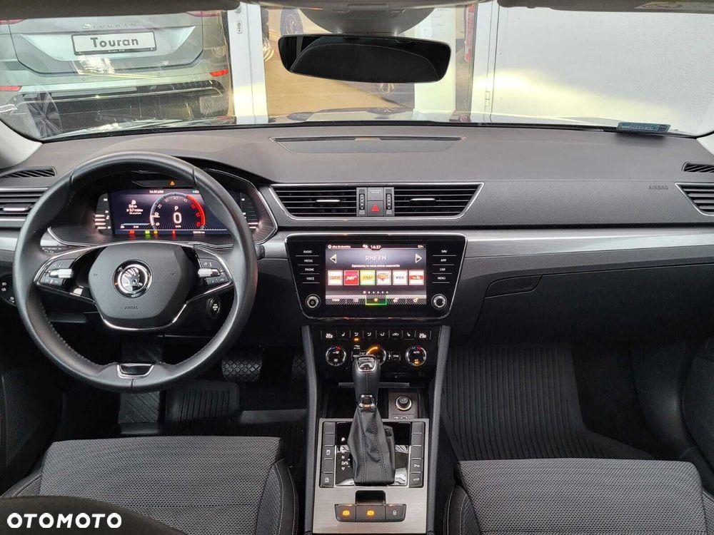 Skoda Superb 2.0 TDI SCR Style DSG - 6