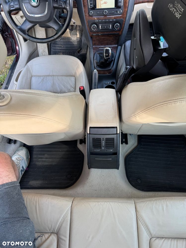 Skoda Octavia 2.0 TDI Elegance - 7