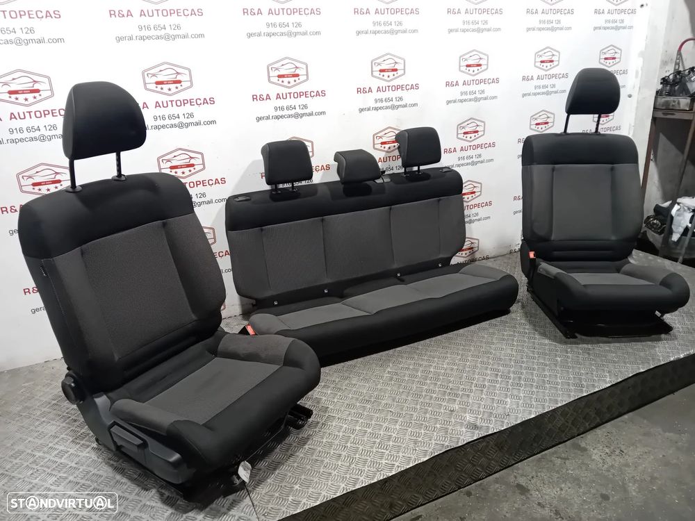 Conjunto de Bancos Citroën C4 Cactus em Tecido Imaculados Original - 2