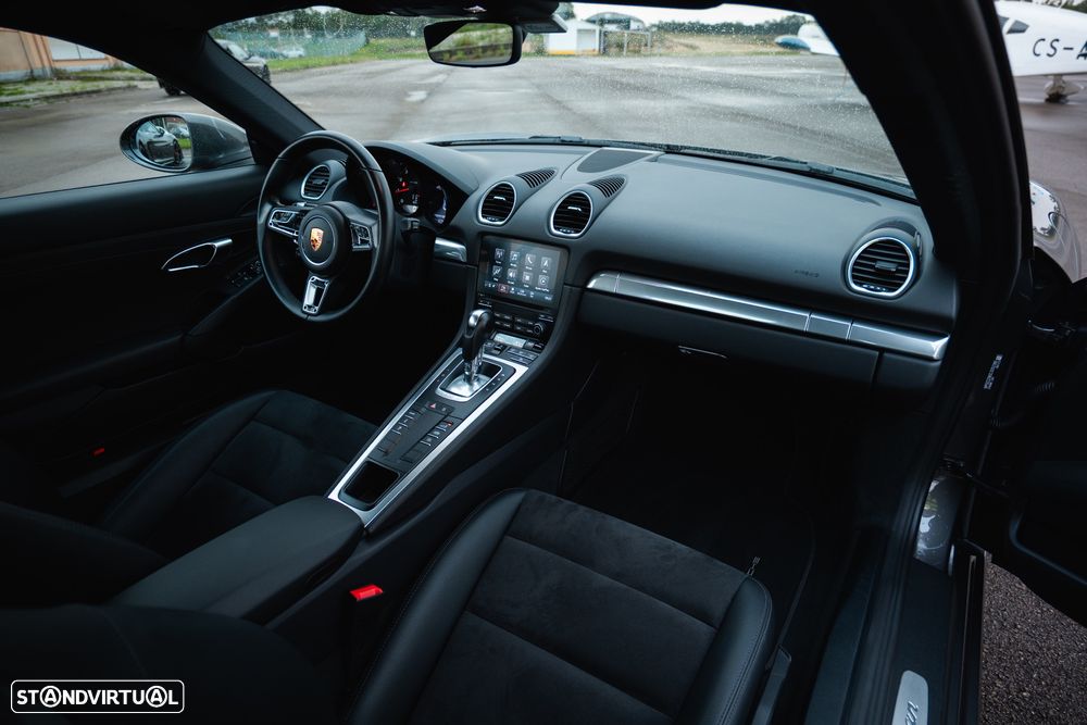 Porsche 718 Cayman 2.0 T PDK - 31