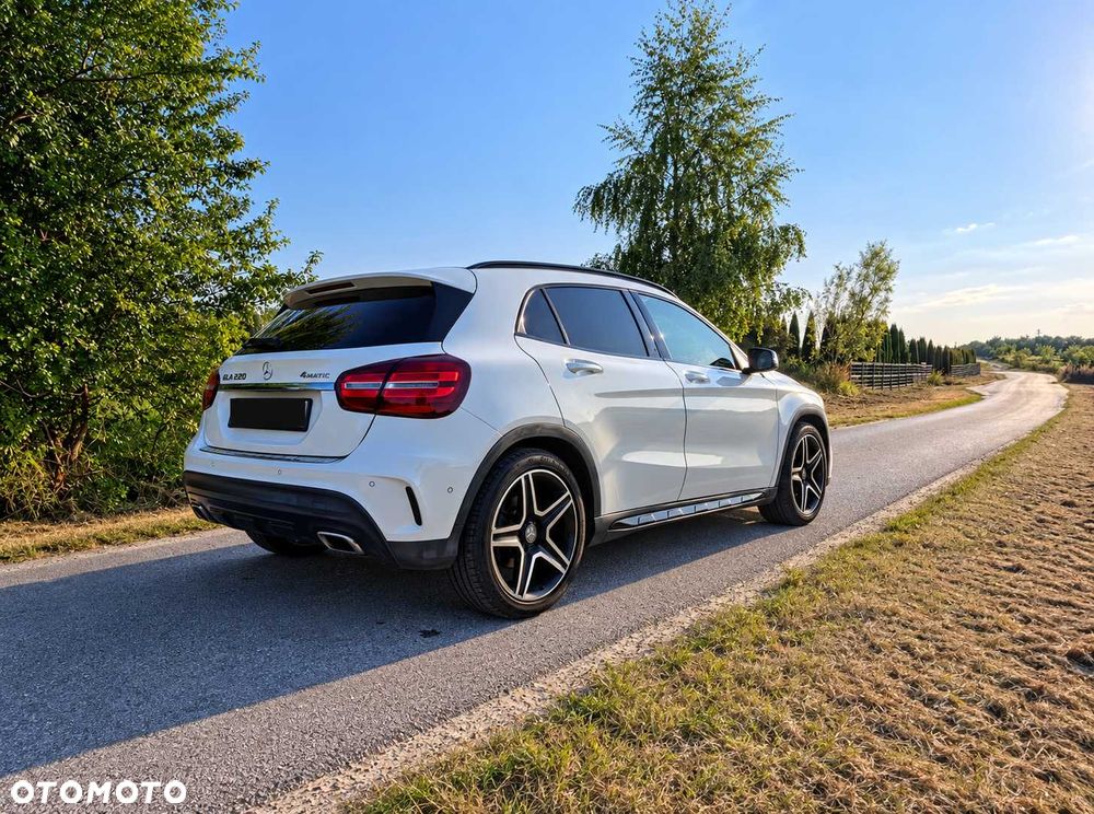 Mercedes-Benz GLA - 3