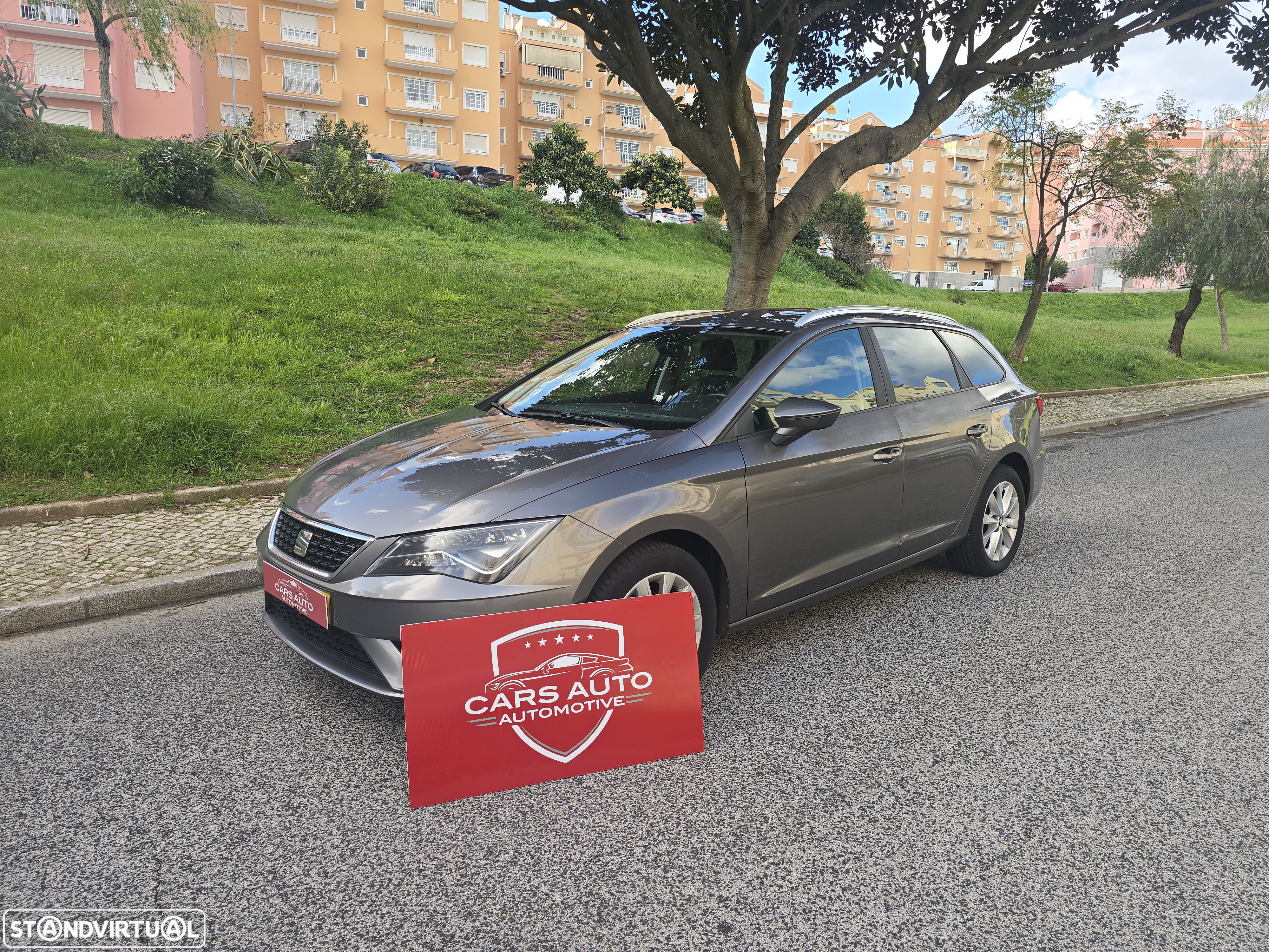 SEAT Leon ST 1.6 TDI Style S/S - 1