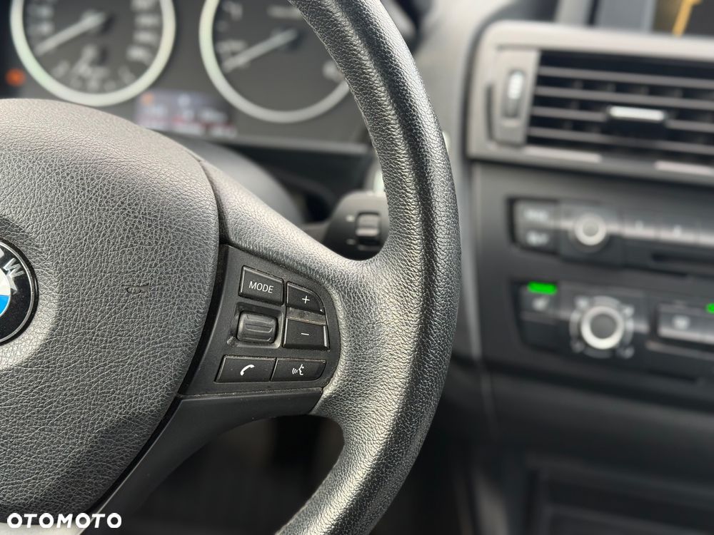 BMW Seria 1 116d - 28