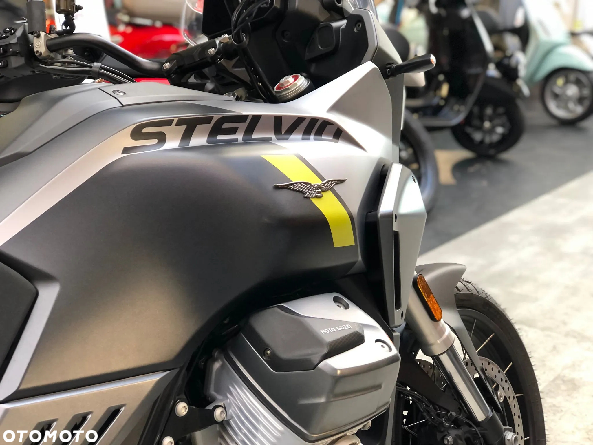Moto Guzzi Stelvio - 9