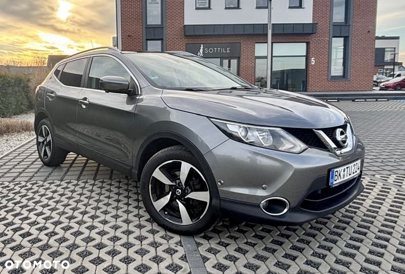Nissan Qashqai 1.2 DIG-T N-Connecta - 1