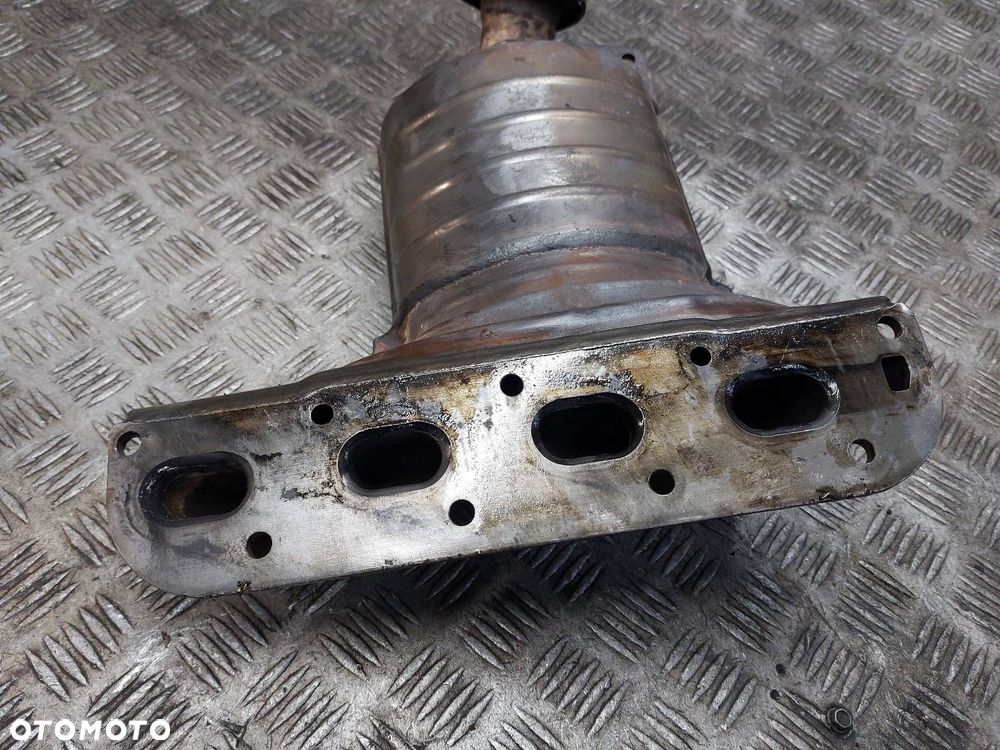 KOLEKTOR WYDECHOWY + KATALIZATOR PUSTY OPEL ASTRA H 55561249 1.4 16V - 4