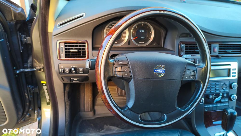 Volvo V70 - 8