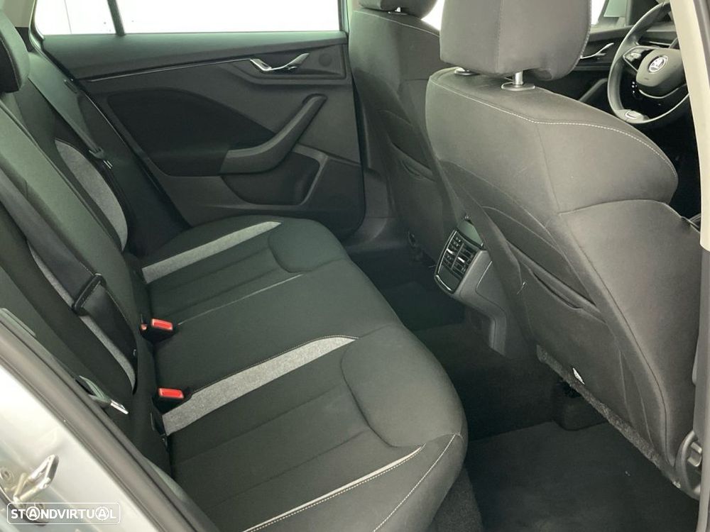 Skoda Scala 1.0 TSI DSG - 23