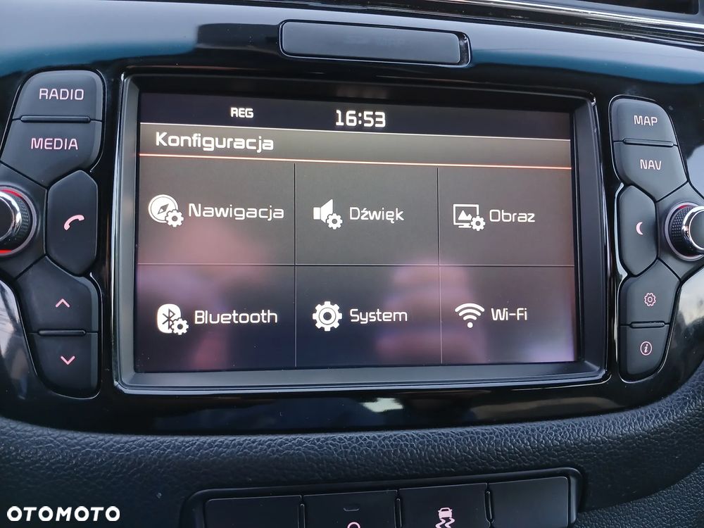 Kia Ceed 1.6 GDI Dream Team Edition - 16