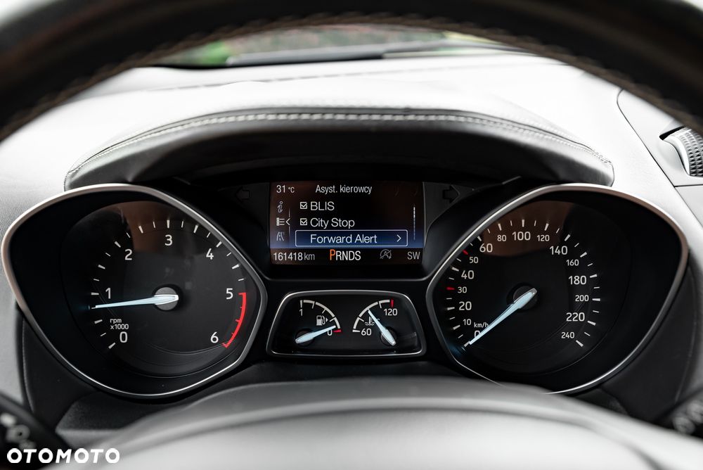 Ford Kuga 2.0 TDCi 4x4 Vignale - 28